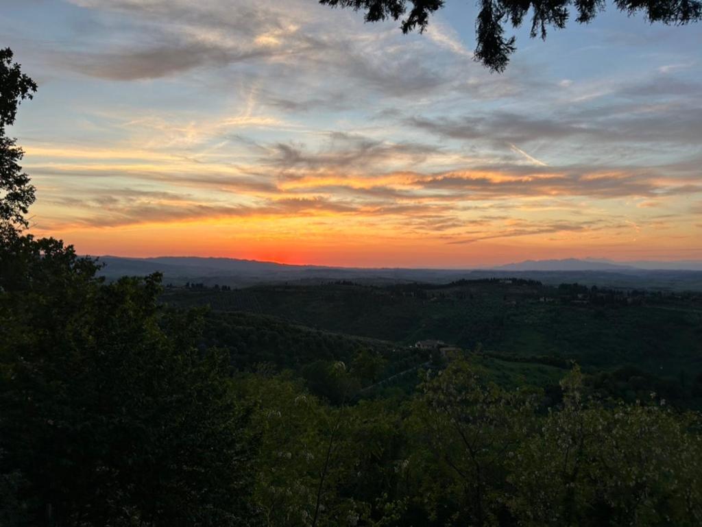 Casa Di Coraggio Villa Volterra Luaran gambar