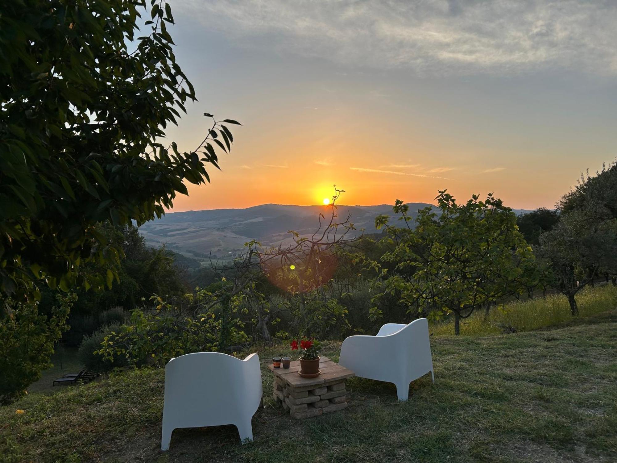 Casa Di Coraggio Villa Volterra Luaran gambar