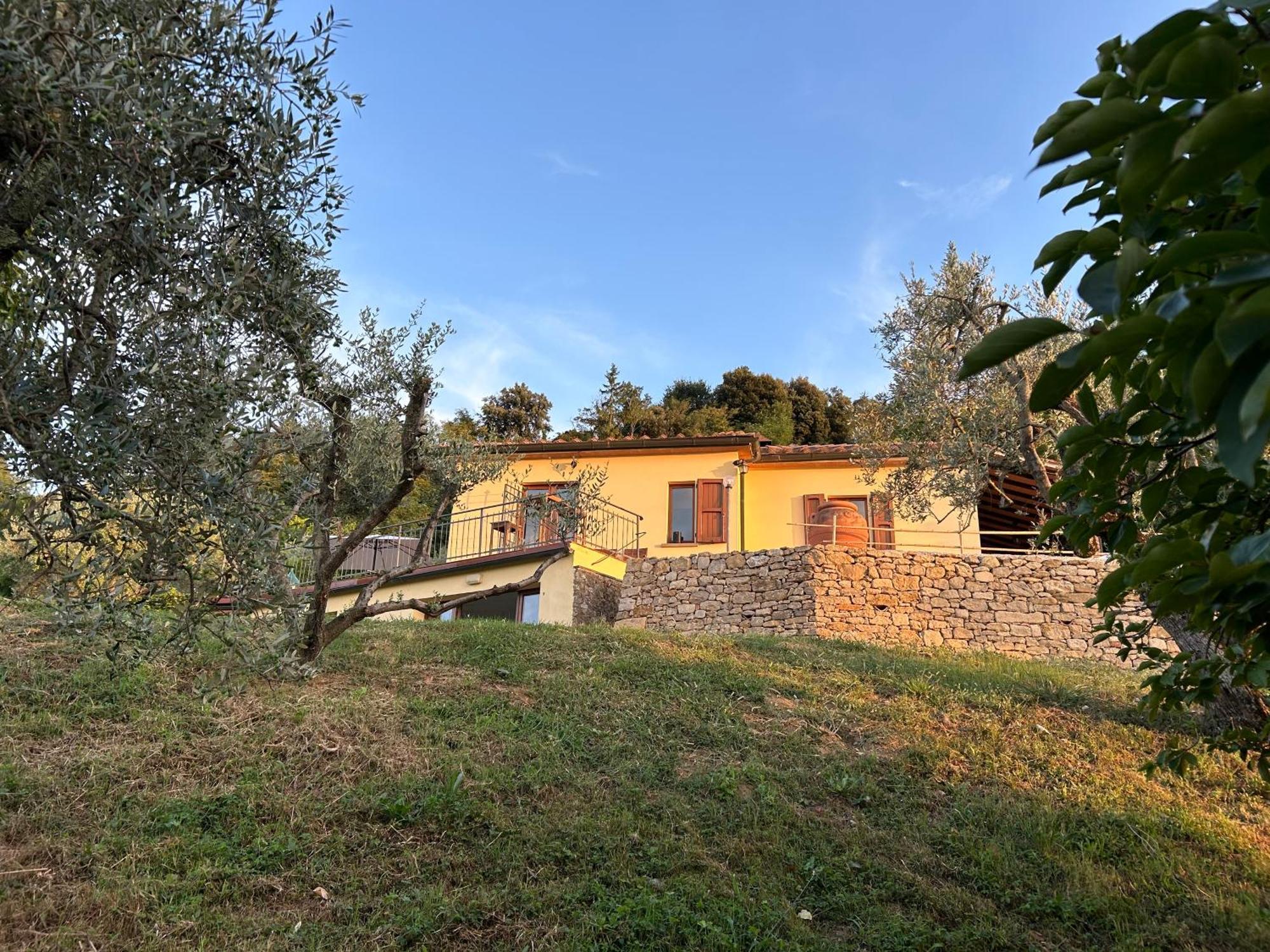 Casa Di Coraggio Villa Volterra Luaran gambar